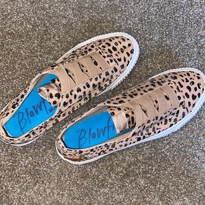 Blowfish Slip-On Size 9